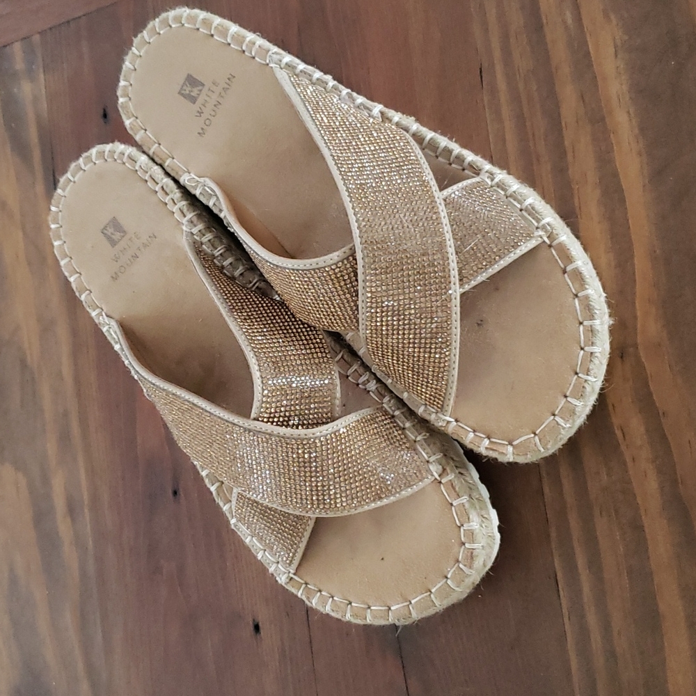 White Mountain Sandles